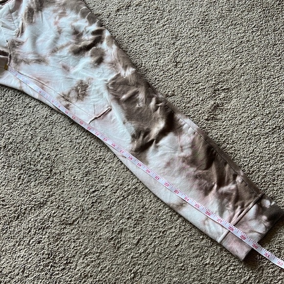 Lululemon City Sweat Jogger 29" Earth Dye Earth Color Clay - Picture 12 of 12
